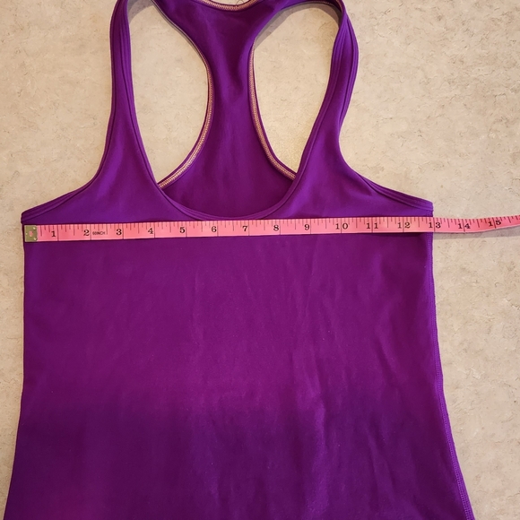 EUC Lululemon Tank - Picture 7 of 9